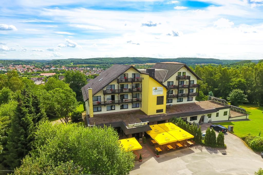 Wohlfuehlhotel Der Jaegerhof Willebadessen Exterior photo