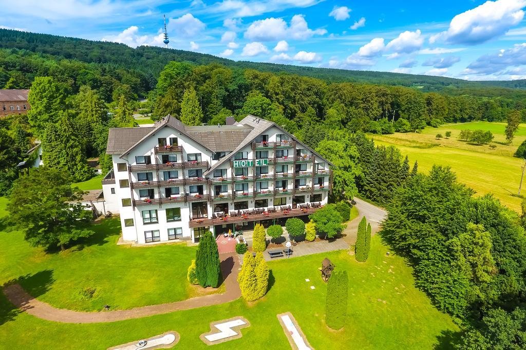Wohlfuehlhotel Der Jaegerhof Willebadessen Exterior photo